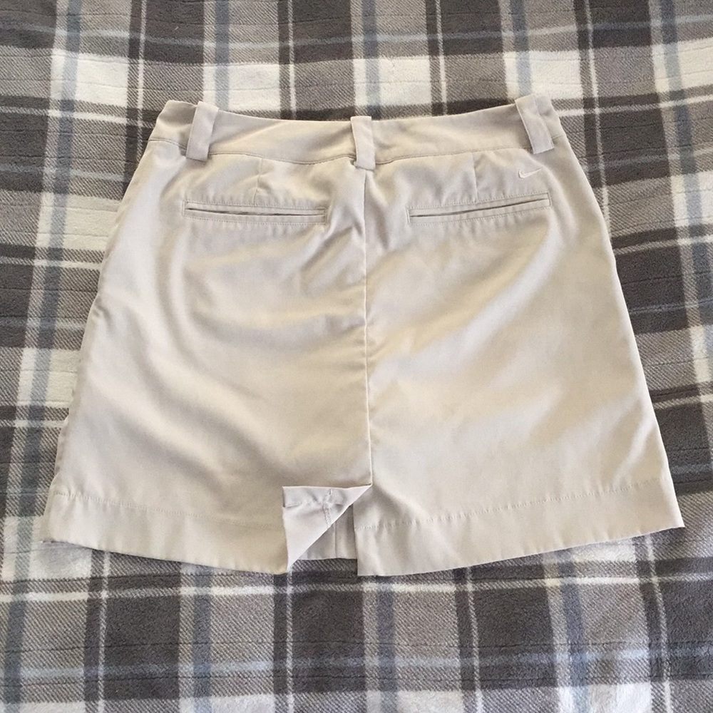 Nike Dry Fit Golf Skort - Picture 3 of 6